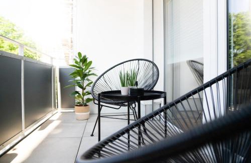 Tuebingen Apartamento | LaMiaCasa City Green 2 Balconies Private Parking