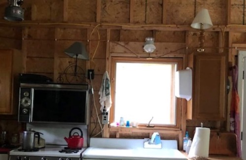 Lamoine Cabina | Lamoine Cabin on the Coast of Maine; just minutes from Acadia National Park