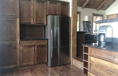 Bradford Cabaña | Lamoka Lake Private Loft
