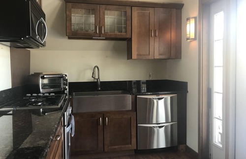 Bradford Cabaña | Lamoka Lake Private Loft