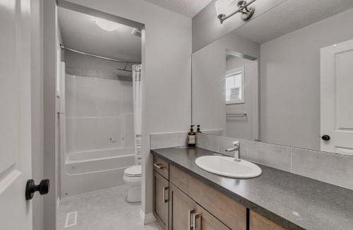 Southeast Calgary Casa | Lamont