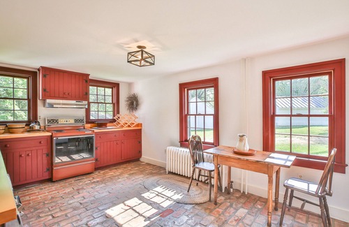 Bluemont Casa | Lamontagne Farmhouse a Rural Pristine Setting