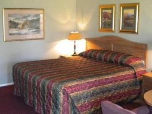 Visalia Hotel | Lamp Liter Inn