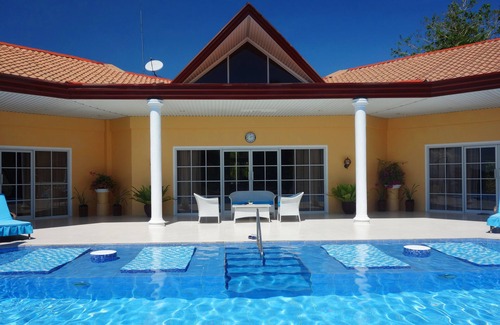 Samal Apartamento | Lankenua Pool Suite con vista al mar