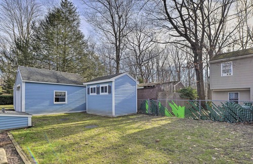 Lancaster Casa | Lancaster Haven: Large Yard, Community Beach!