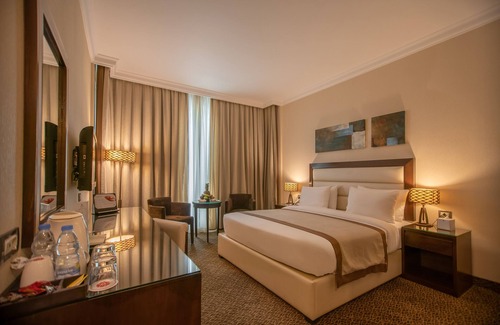 Raouche Hotel | Lancaster Hotel Raouche