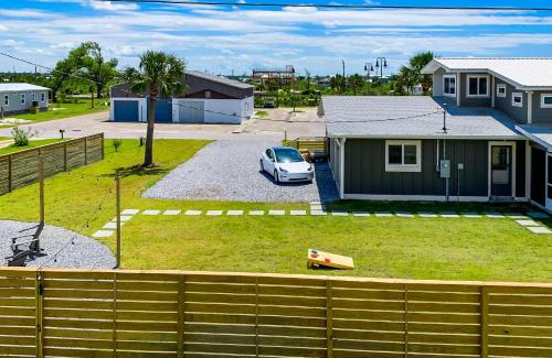 Mexico Beach Casa | Land and Sand