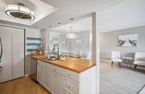 Sunset Beach Casa | Land's End 1-306 Bay Front- Premier