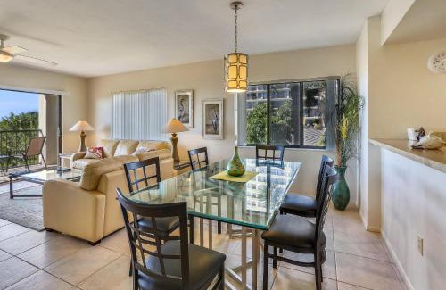 Sunset Beach Casa | Land's End 11-207 Beach Front