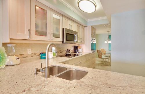 Sunset Beach Casa | Land's End 11-406 Beach Front - Premier