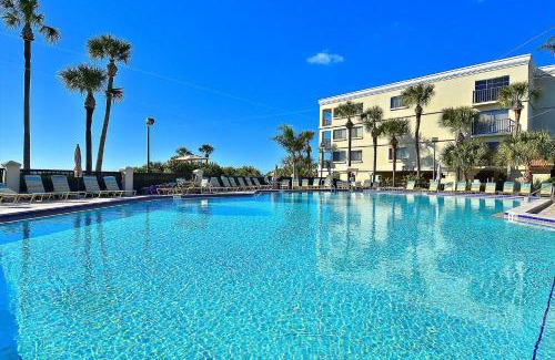 Sunset Beach Casa | Land's End 3-202 Bay Front