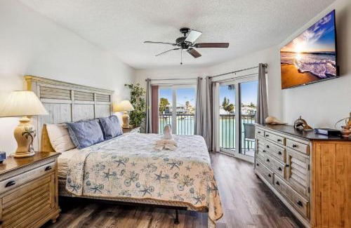 Sunset Beach Casa | Land's End 3-205 Bay Front - Premier