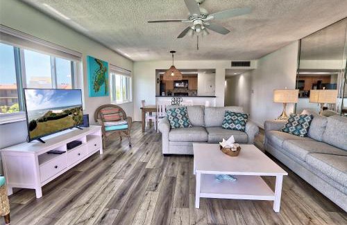 Sunset Beach Casa | Land's End 4-406 Bay Front