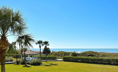 Sunset Beach Casa | Land's End 8-204 Beach Front - Premier