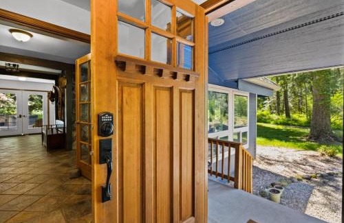 Brightwood Casa | Landen Lodge - Meredith Lodging