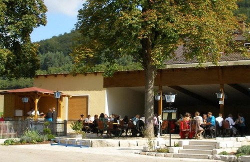 Dietfurt Casa | Landgasthof Zum Wolfsberg