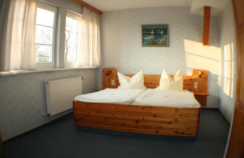 Oberhavel Hotel | Landgasthof zur krummen Linde