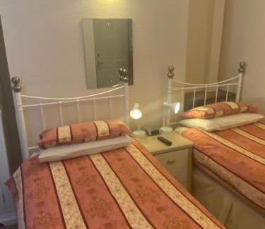 Southampton Casa | Landguard Lodge Guest House