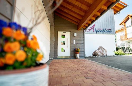 Bolsterlang Apartamento | Landhaus Alpenflora