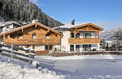 Ried im Zillertal Apartamento | Landhaus & Apartment Taxach