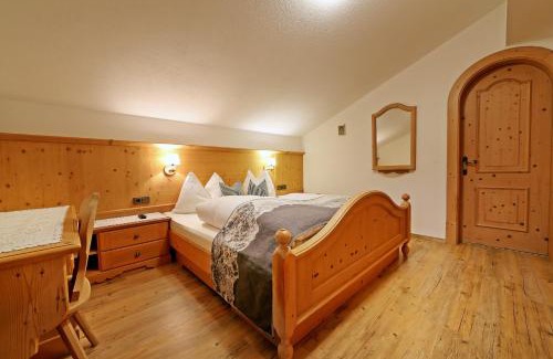 Ried im Zillertal Apartamento | Landhaus & Apartment Taxach
