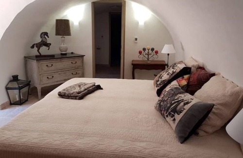 Bouquet Otro | Landhaus bei Uzès - in Einem Ruhigen Dorf im Bauernhausstil