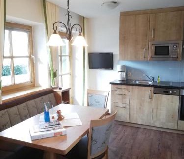Alpendorf Apartamento | Landhaus Gruber Sommer