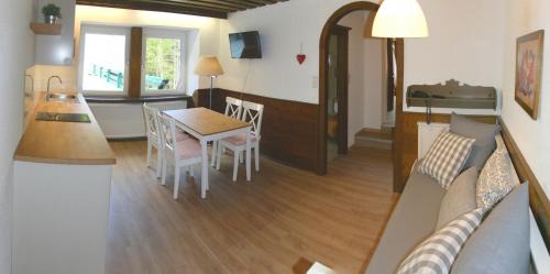 Puchberg Am Schneeberg Apartamento | Landhaus Gschaiderhof