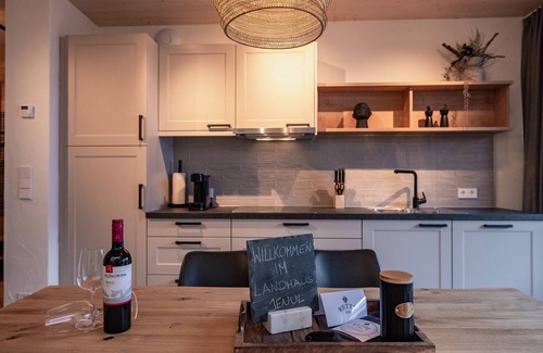Tropolach Apartamento | Landhaus Jenul - Holiday apartments Nassfeld in Carinthia
