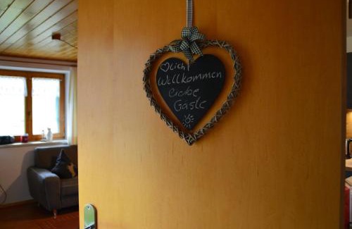 Vorderhindelang Apartamento | Landhaus Kaspar