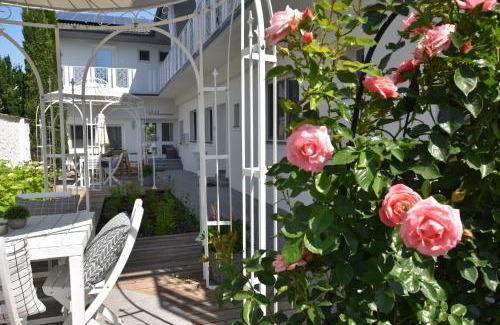 Rust Cama Y Desayuno | Landhaus Rust