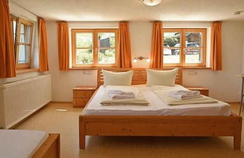 Immenstadt im Allgaeu Apartamento | Landhaus Sinz über'm See