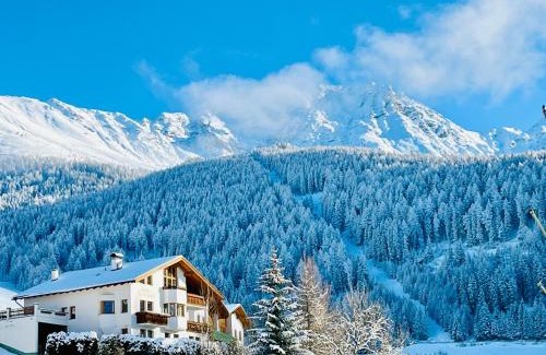 Fendels Apartamento | Landhaus Sonnrain Fendels - Auszeit auf 1400m - aktiv und relaxt