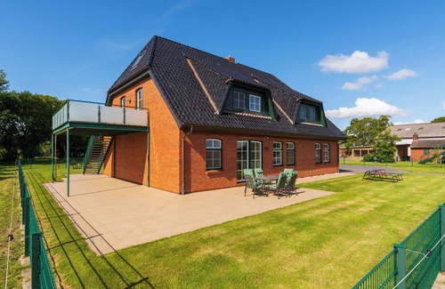 Norderfriedrichskoog Casa | Landhaus Wittmaack Dircks Relaxation at the North Sea Ground floor apartment "Anker"
