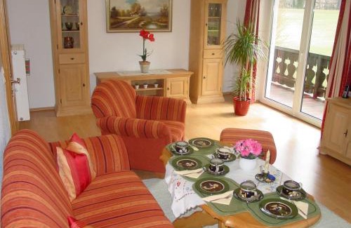 Grainau Apartamento | Landhaus Waldrebe