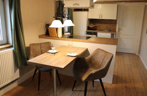 Porschdorf Apartamento | Landhaus Wohnung - SAUNA, Balkon, Netflix, Parkplatz