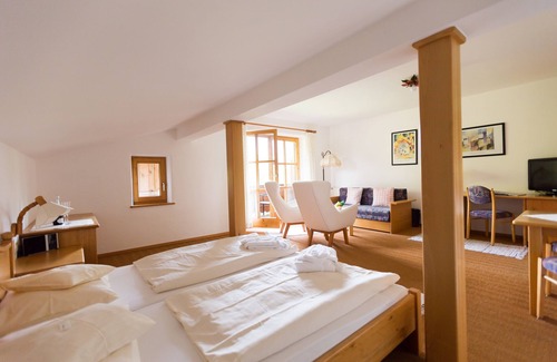 Ruhpolding Hotel | Landhotel Maiergschwendt by DEVA