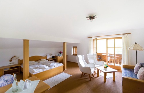 Ruhpolding Hotel | Landhotel Maiergschwendt by DEVA