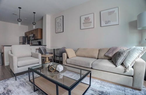 Kensington Apartamento | Landing | Amazing 1BD, Gym, Clubhouse
