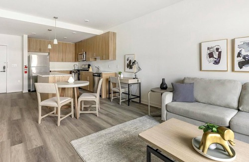 Carteret Apartamento | Landing | Spectacular 1BD, Rooftop Lounge