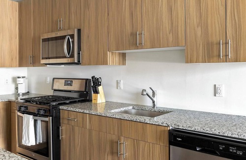 Carteret Apartamento | Landing | Spectacular 1BD, Rooftop Lounge