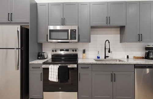 Denton Apartamento | Landing | Amazing 1BD, Gym