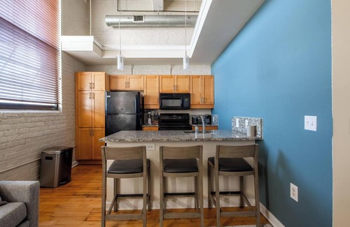 Petersburg Apartamento | Landing | Modern 1BD, Courtyard, Gym