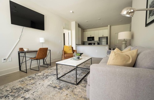 Charlotte Apartamento | Landing | Amazing 2BD, Clubhouse, Pool