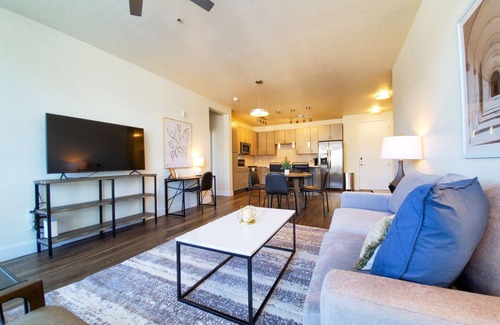 Indian Creek Apartamento | Landing | Amazing 2BD, Yoga Studio, Clubhouse