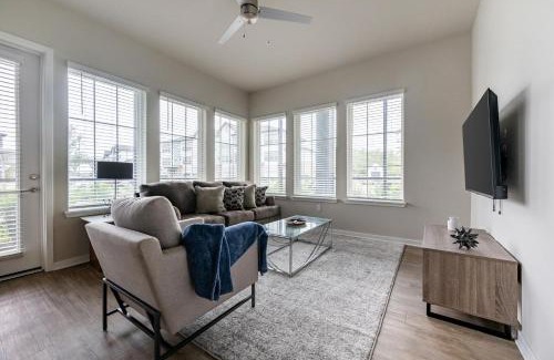 Wimauma Apartamento | Landing Apartments near Sun City Center and Riverview