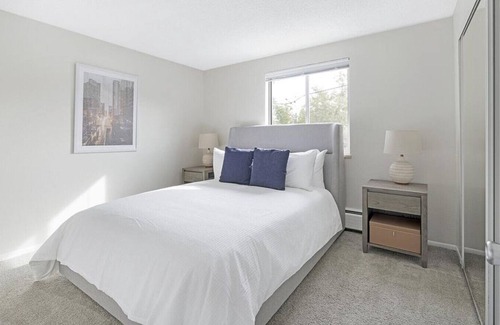Washington Park West Apartamento | Landing at 960 S Logan - 1 Bedroom in South Denver