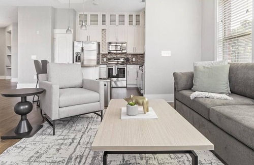 Chapel Hill Apartamento | Landing at Apartments at Palladian Place - 2 Bedrooms in Downtown Durham