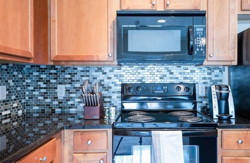 Hill Country Galleria Apartamento | Landing at Avanti Hills at the Galleria - 1 Bedroom in Hill Country Galleria