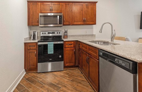 Overland Park Apartamento | Landing at Carson Street Towers - 1 Bedroom in ...